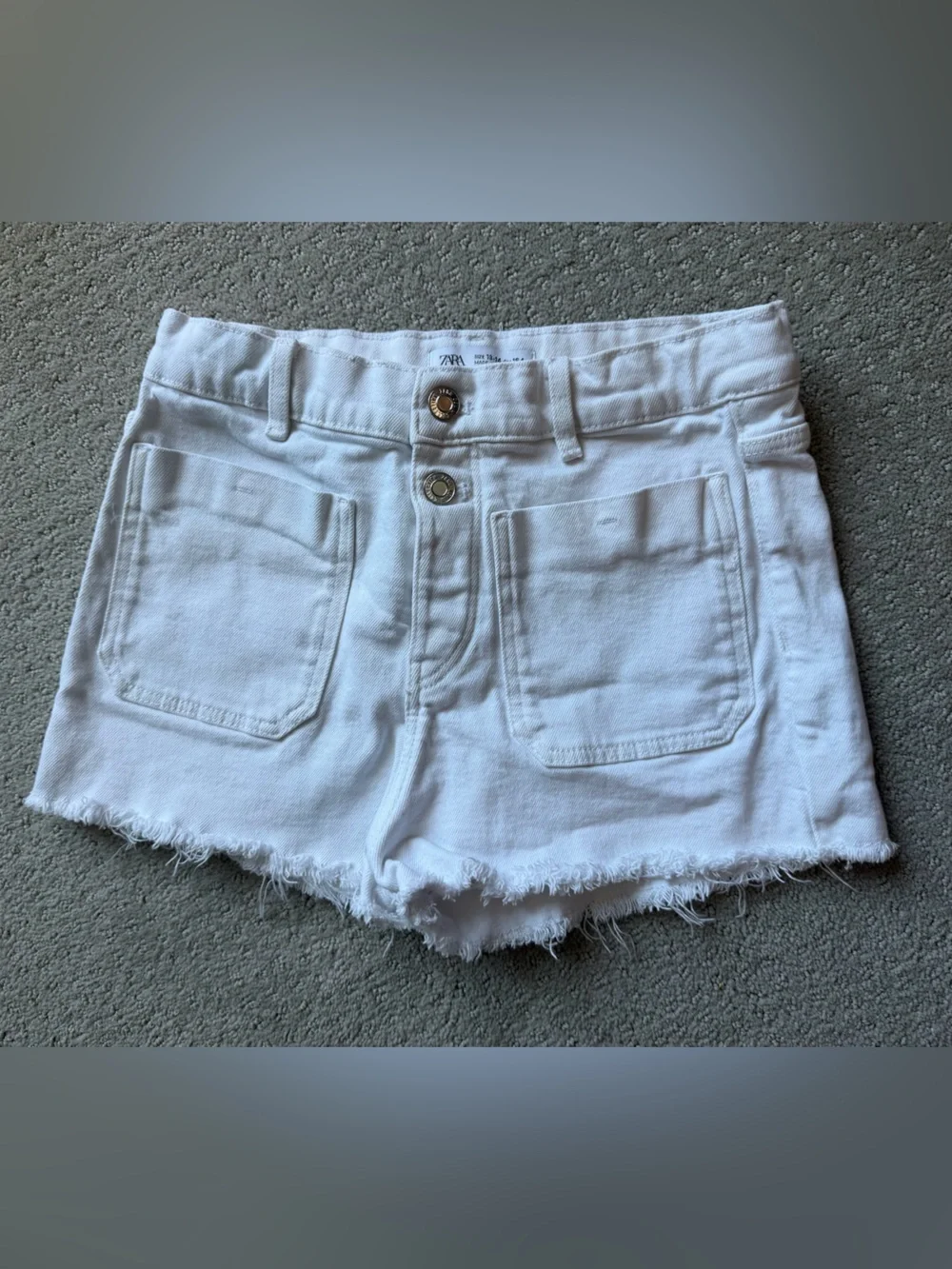Zara White Frayed Hem Denim Cutoff Shorts